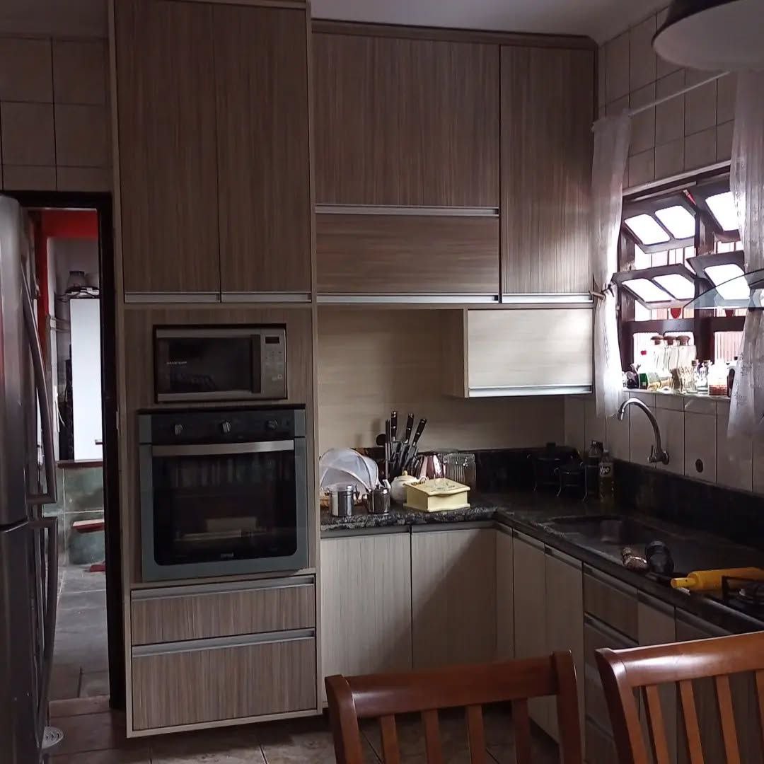 photo_5183708364868267903_y