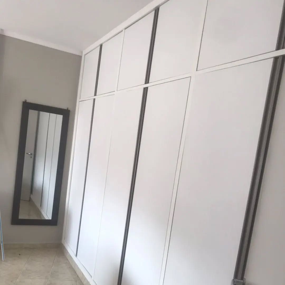 photo_5183708364868267925_y