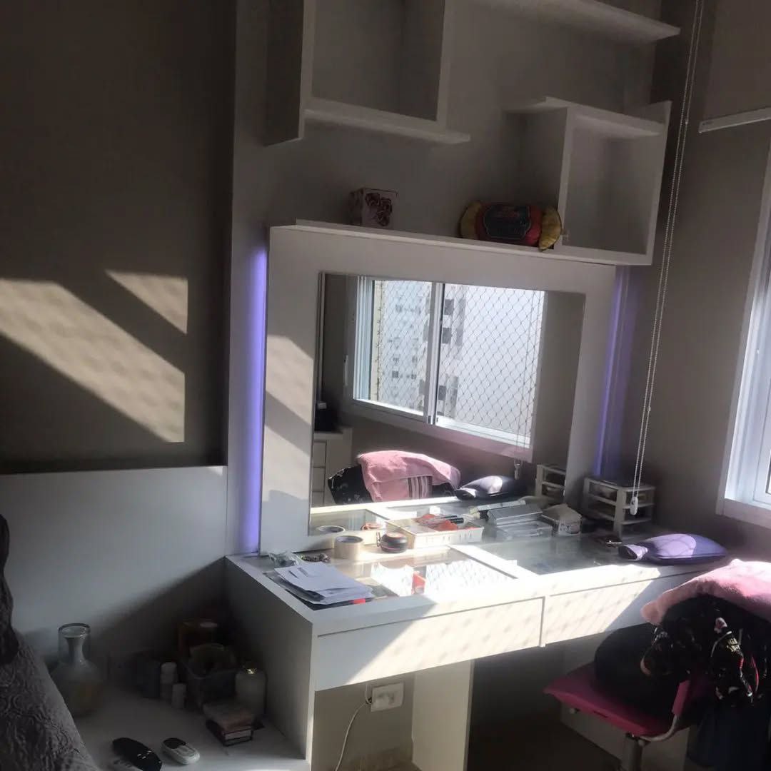 photo_5183708364868267929_y