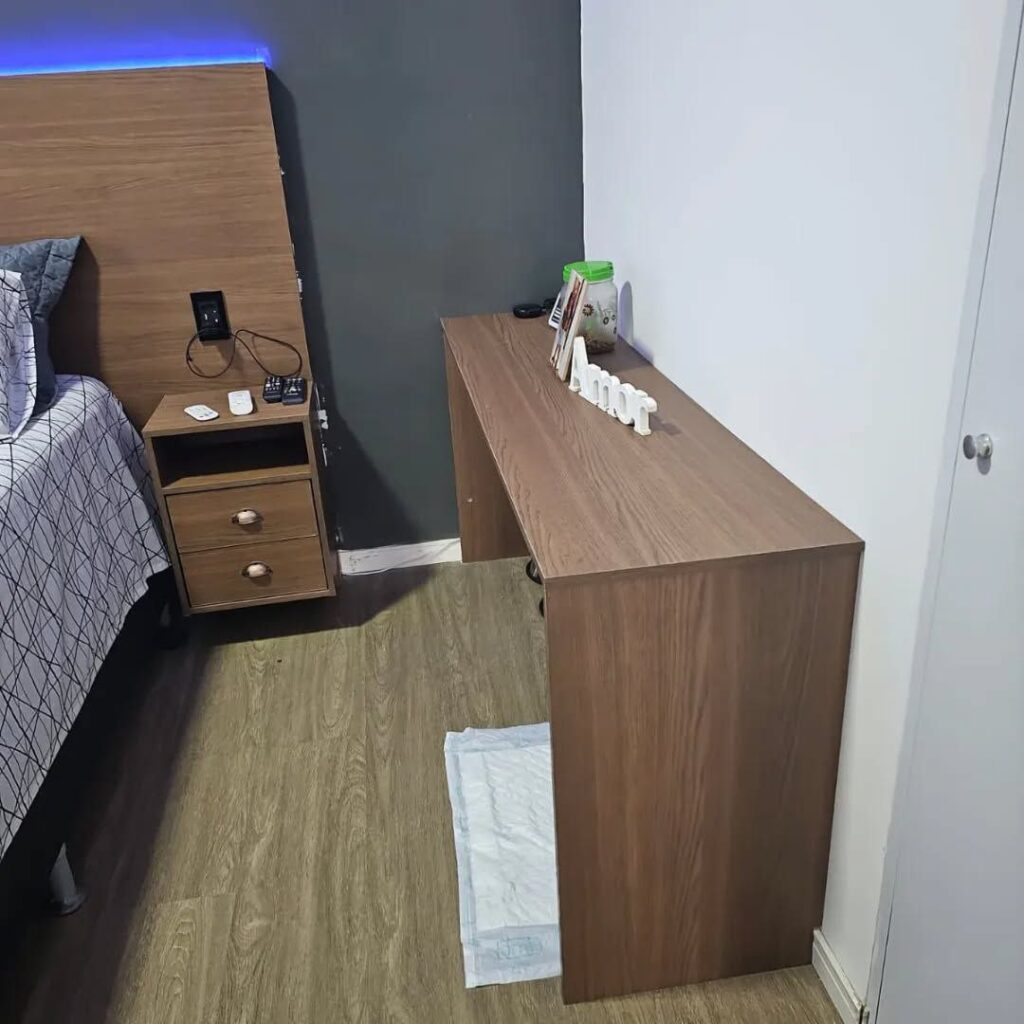 photo_5183835517375065859_y