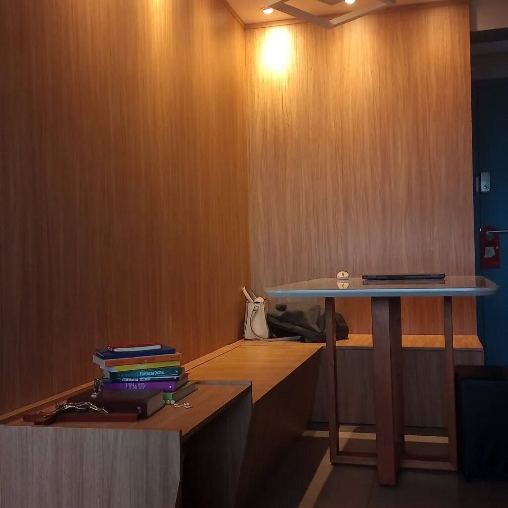 photo_5183835517375065860_y